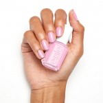 Essie Βερνίκι Νυχιών Easy freezy 13,5 ml