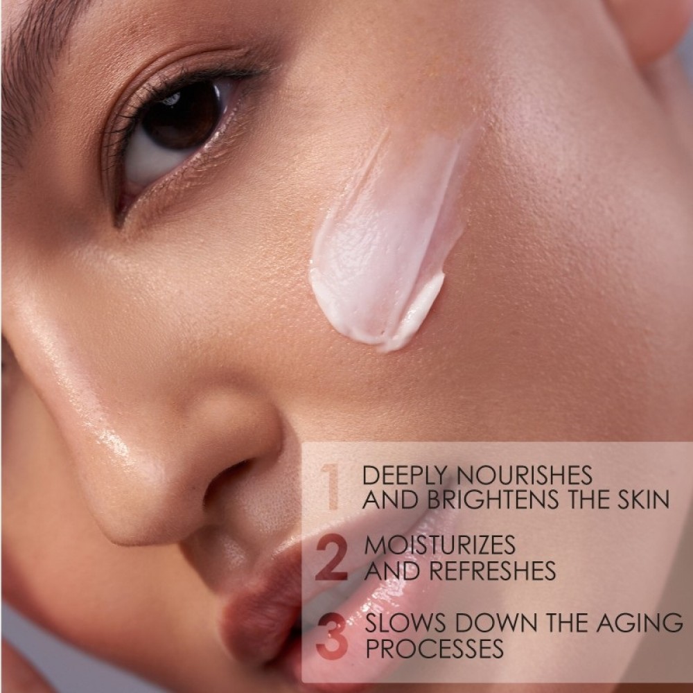 7DAYS MB Vitamin C Radiance Day Night Cream 50ml 7DAYS MB Vitamin C Radiance Day Night Cream 50ml