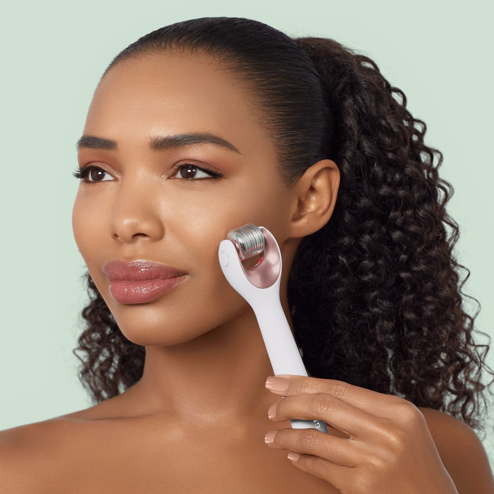 Geske MicroNeedle Face Roller | 9 in 1 Starlight Geske MicroNeedle Face Roller | 9 in 1 Starlight
