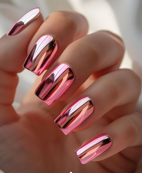 metallic manicure